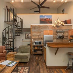 Lulu 6P Liftside Condo Walk to Town & Gondola 2 Bed + Loft, 2 Bath, Sleeps 6