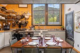 Galena Chalet – 1BR Sleeps 4 - Rare Find Retreat - Image 5