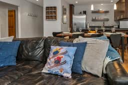 Riverside C03 A Mountain Forest Hideaway - 2 Bedrooms, 2 Bathrooms, Sleeps 6 - Image 4