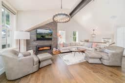 Holly House - 5 Bedrooms, 5.5 Bathrooms - Sleeps 12 - Telluride Dream Home - Image 2