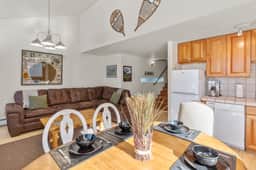 Perfect Base | Lift 7 + Ski & HotTubs Access 3 Bd, 3 Ba, Sleeps 8 - Image 4