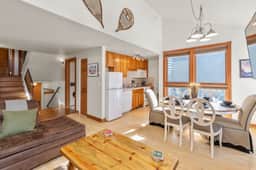 Perfect Base | Lift 7 + Ski & HotTubs Access 3 Bd, 3 Ba, Sleeps 8 - Image 5