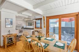 Telluride Lodge 337 - 3Br 2Ba Sleeps 8 - Patio, Common Hot Tub - Image 3
