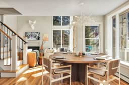 Cozy Elegance - A Home on the Sunnyside! 3Bd + Bunkroom, 2.5 Ba - Sleeps 9 - Image 2