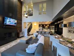 Blue Mesa 2 | TRUE Ski In/Out + Rooftop Hot Tub Access 3Bd, 3Ba Sleeps 8-10 - Image 2