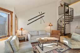 Lulu 6P Liftside Condo Walk to Town & Gondola 2 Bed + Loft, 2 Bath, Sleeps 6 - Image 4