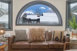 Lulu 6J Walk to Lift 7 + Pool & HotTub - 2 Bedroom+Loft, 3 Bathroom, Sleeps 6 - Image 4