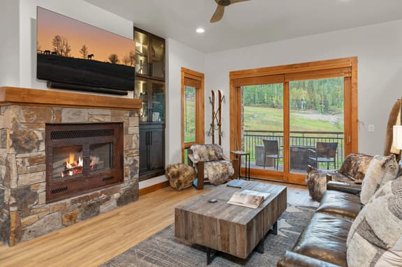 Terraces A+ TRUE Ski-In Ski-Out 2 Bedroom, 2 Bathrooms - Sleeps 4 - Image 1